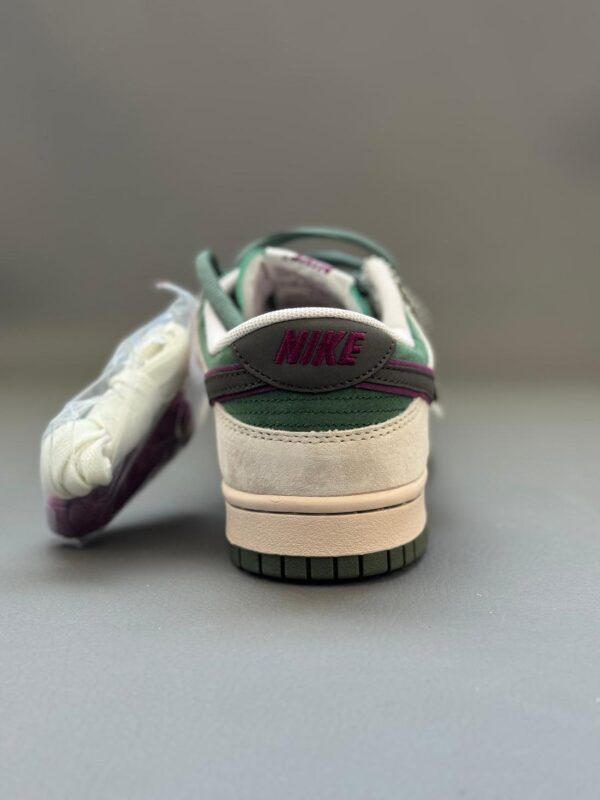 SB Dunk Otomo Katsuhiro Peach