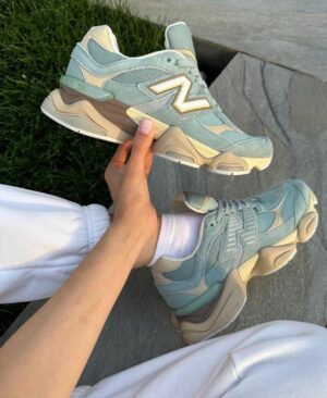 New Balance 9060 Sneakers