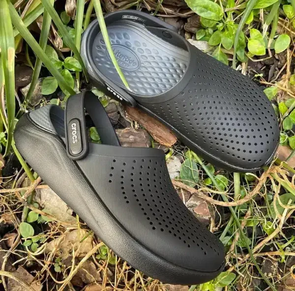 LiteRide Comfortable Unisex Black Clogs