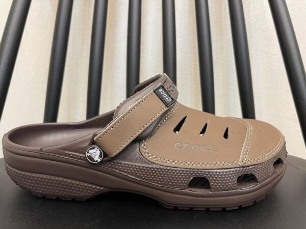 Yukon Vista Dark Brown Clogs