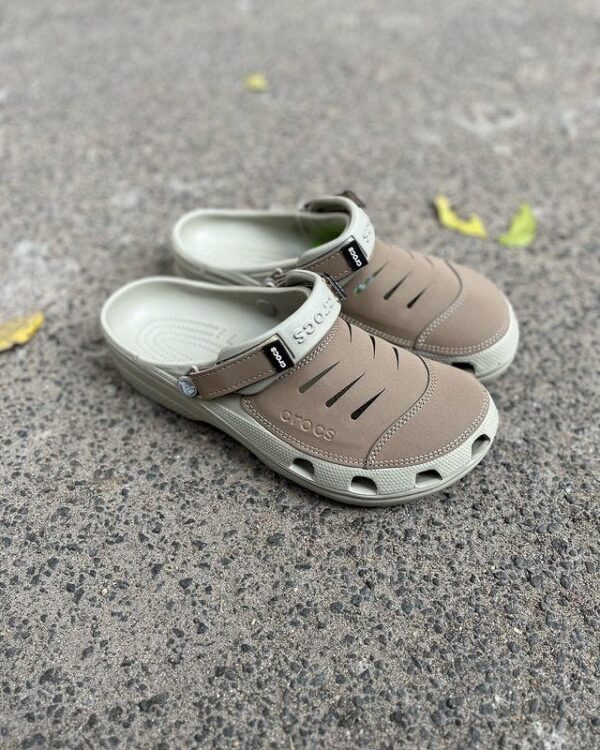 Yukon Vista Light Grey Clogs
