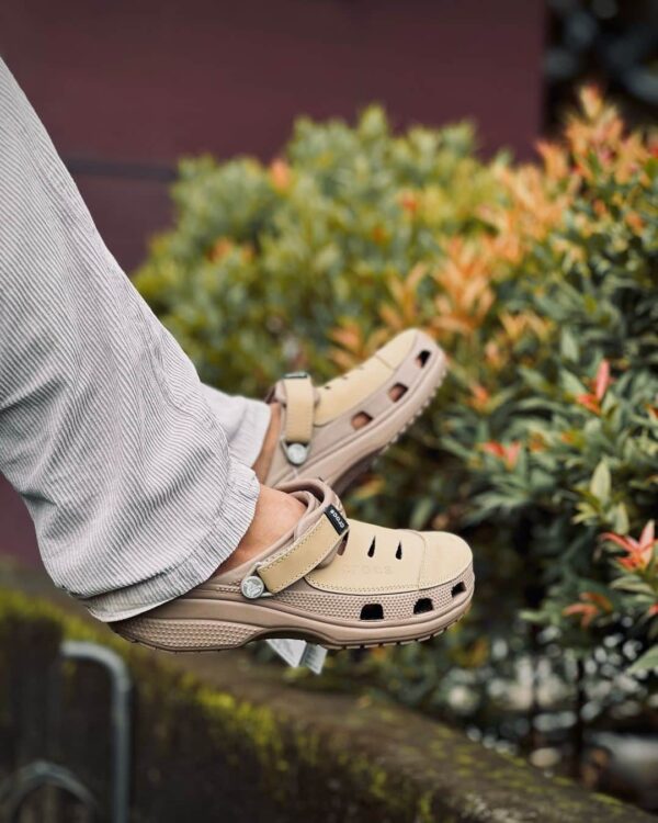 Yukon Vista Light Beige Clogs