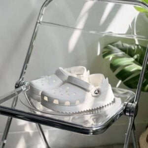 Hiker Full White Clogs
