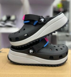 Hiker Black Clogs