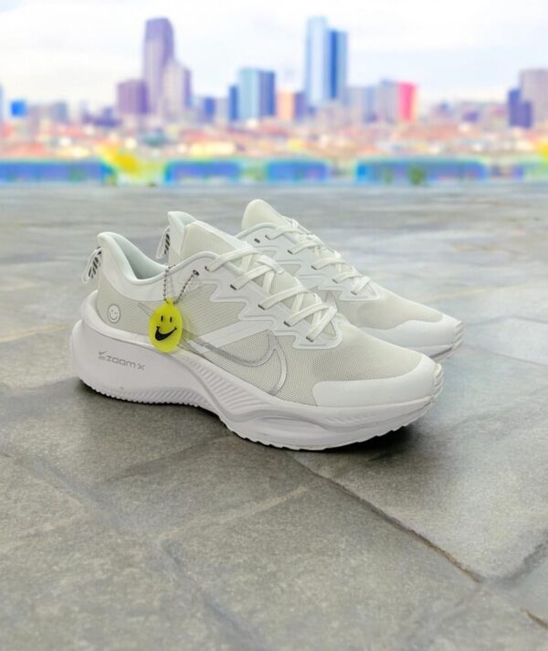 Zoom X Smile White Running Shoes